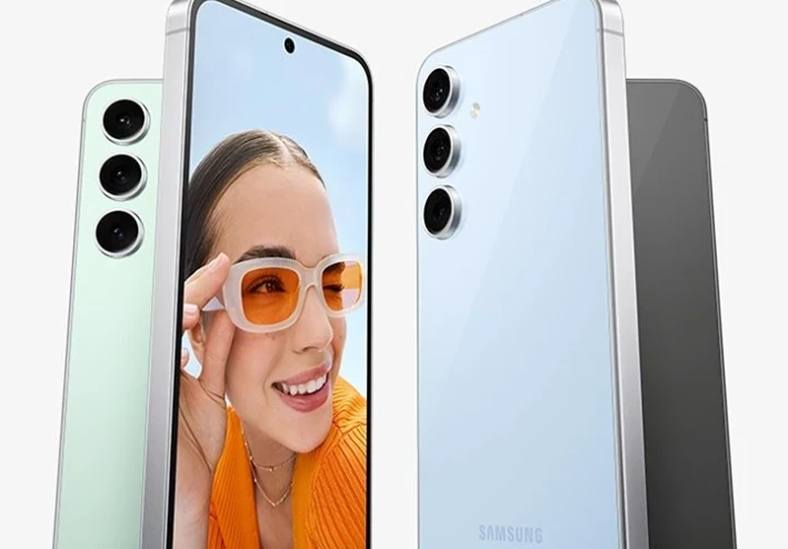 ايفون 16 برو ماكس في مواجهة سامسونج جالكسي S 24 ألترا صراع القمة في 2026