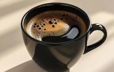 هذا هو الحد الأقصى من القهوة الموصى بها من قبل الطبيب: "يمكن أن يسبب الأرق ، عدم انتظام دقات القلب والقلق"