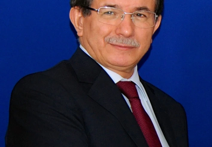 أحمد داود أوغلو