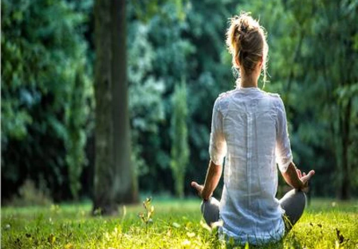 الملذات التي تجعلنا نخجل: لماذا نستمتع بأشياء لا تبدو مناسبة لنا