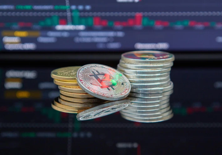 إدارة المخاطر في تداول العملات المشفرة: استراتيجيات للنمو المستدام في الأسواق المتقلبة