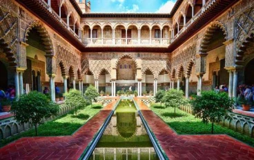 الاستمرار في الأندلس: الدولة الأموية الثانية بين الشرعية المفقودة وبناء إمبراطورية الغرب الإسلامي