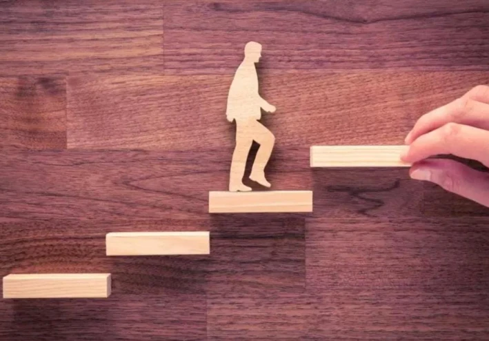 تخلص من الأفكار السلبية وابدأ حياة مليانة طاقة وإيجابية ؟!