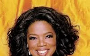 من الفقر والمعاناة إلى نجمة عالمية: قصة نجاح أوبرا وينفري