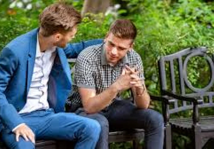 لماذا المعارف لا تقل أهمية عن الأصدقاء مدى الحياة ليكونوا سعداء