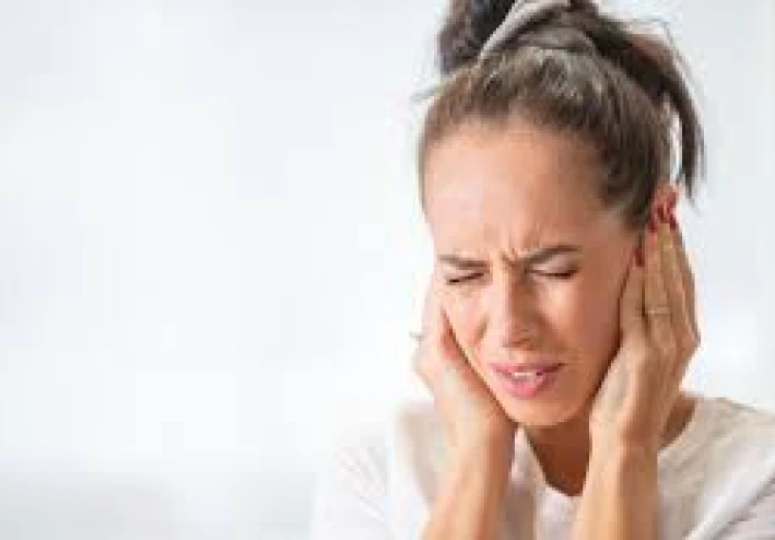 وتسمى تلك الصفافير مزعج في الأذن طنين وعليهم أيضا أن تفعل مع انقطاع الطمث