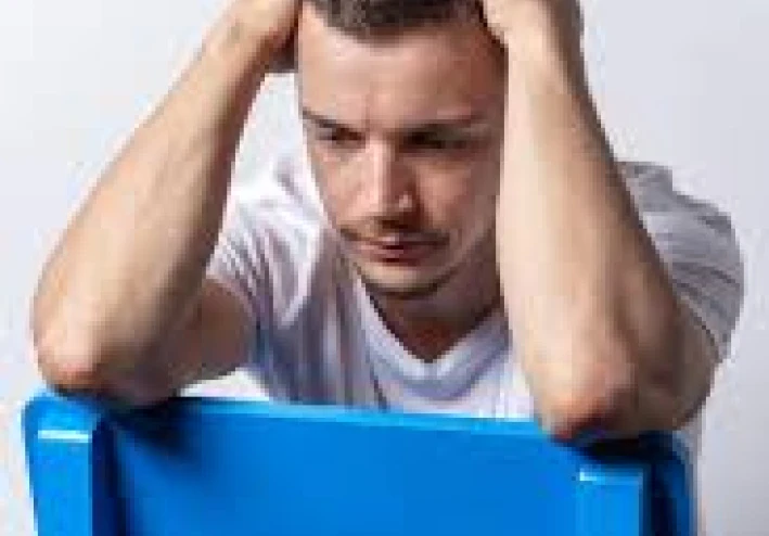 التفكير بلا توقف: كيفية تقليل الضوضاء العقلية وتجنب الأفكار المجترة