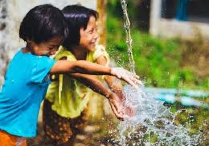 كيف تستمتع باللحظات الصغيرة في الحياة لتجد السعادة الحقيقية