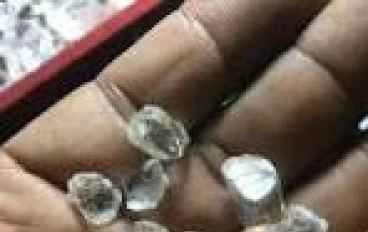 أسرار وجمال حجر الماس (Diamond)