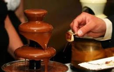 كيف تثقف عقلك للتوقف عن الجوع العاطفي وفقدان الوزن (أخيرا) بشكل صحي