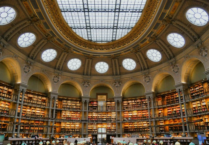 الموديانية: باتريك موديانو وهندسة الذاكرة في الرواية الفرنسية الحديثة