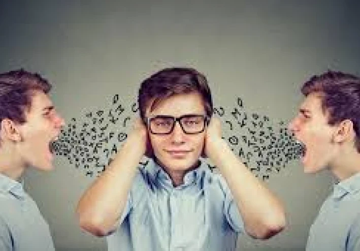 كيف تحول الحسد إلى أداة مفيدة لزيادة احترامك لذاتك