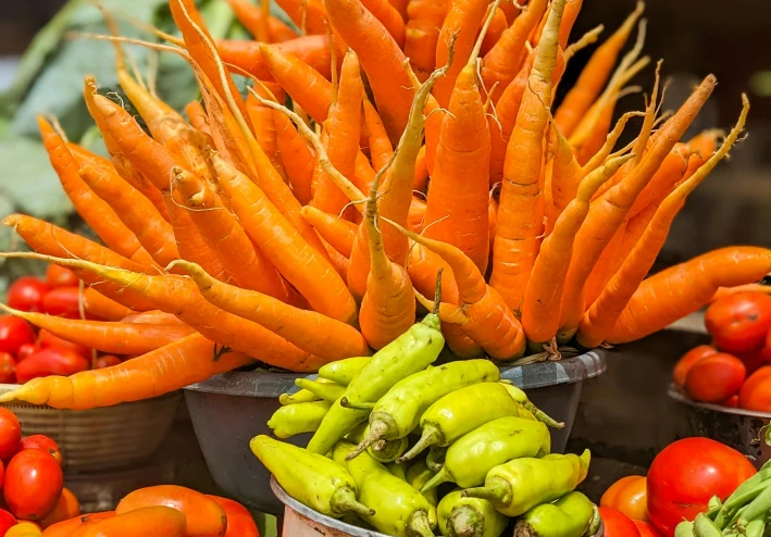 أفضل 7 أطعمة للحفاظ على صحة القلب وتعزيز نشاطه -نصائح غذائية صحية.