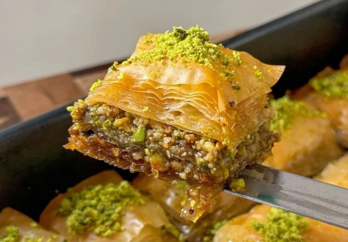 ملف رائع عن اطباق رمضان للحلويات