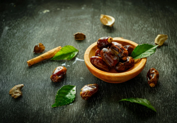 سر الإفطار على التمر في رمضان2026: فائدة صحية مدهشه