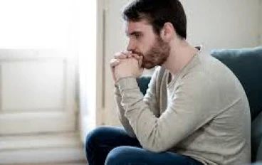 كيف يؤثر الكآبة عليك وكيف تمنعه من أن يصبح كآبة