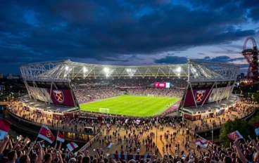 نادي ويستهام يونايتد 2026: هل ينجو "المطارق" من فخ الهبوط؟