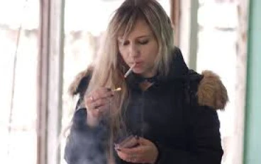 ما يشبه أن تكون مدمنا عاطفيا: هذه هي الطريقة التي يمكنك بها التوقف عن الإدمان على المشاعر لتكون سعيدا