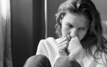 لماذا تطلب المغفرة عن كل شيء: كيف تتوقف عن فعل ذلك حتى لا تشعر دائما بالذنب ولا يؤثر ذلك على احترامك لذاتك