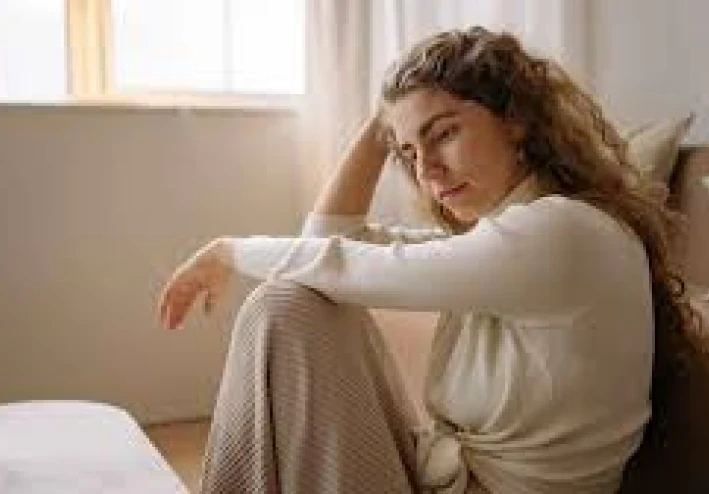 كيف تتوقف عن الإفراط في التفكير: مفاتيح الخبراء الثلاثة التي ستغير حياتك