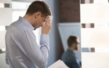 الرهاب الاجتماعي: أسبابه الخفية وتأثيره على حياة الإنسان وكيفية التغلب عليه