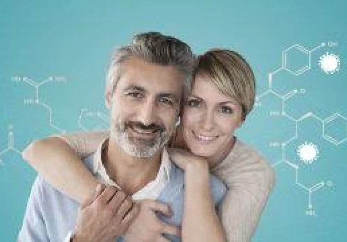 هذه هي الطريقة التي يساعدك بها الحنين إلى الماضي على الشعور بالشباب الأبدي من سن 50