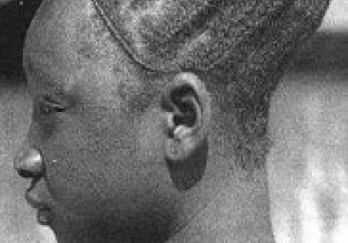 عادات أفريقية: تطويل جمجمة الرأس بين التقاليد والهوية الثقافية