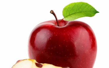 🍎 “تفاحة في اليوم… فعلاً بتبعدك عن الدكتور؟ السر اللي محدش قالهولك!”