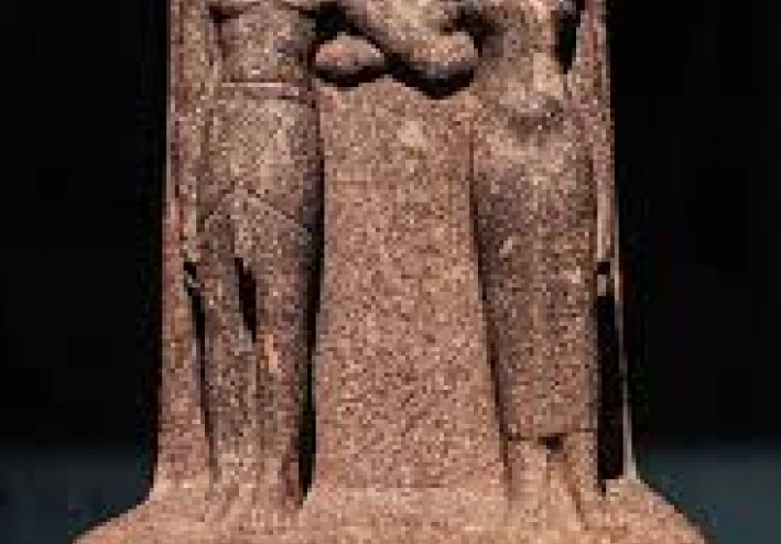 حنوت تاوي: أميرة الكهنة وسيدة السلطة الخفية في طيبة