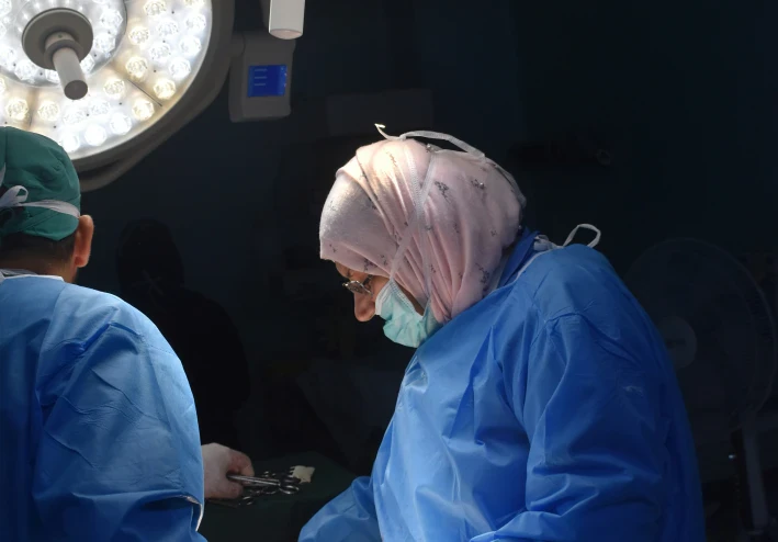 إدارة الأزمات في المستشفيات: دليل النجاة والتعافي في البيئات الطبية الحرجة