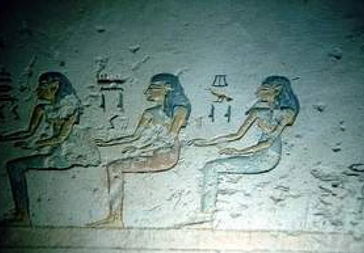 رمسيس السابع: فرعون التضخم والانهيار الصامت في أواخر الدولة الحديثة