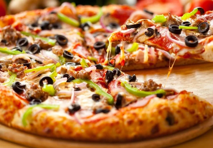 سر عمل البيتزا بالتفاصيل