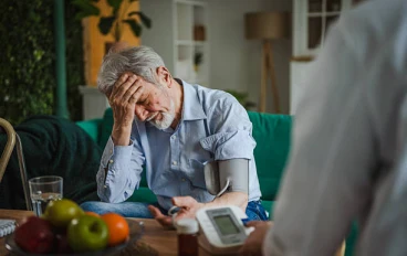 ⚠️ احذر! هذه العادات ترفع ضغط الدم دون أن تشعر