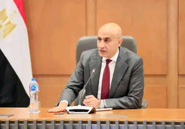 التقييمات الأسبوعية في مصر ٢٠٢٦: بين شائعات الإلغاء وقرارات الوزارة