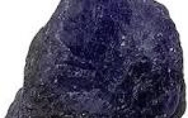 حجر التانزانيت: خصائصه، فوائده، وأسعاره مع كلمات مفتاحية قوية