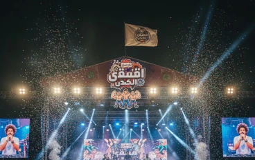 صحابي سندي في ضهري على طول 