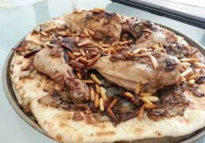 المسخن الفلسطيني | وصفة تقليدية بنكهة لا تُقاوم 🍗🍞