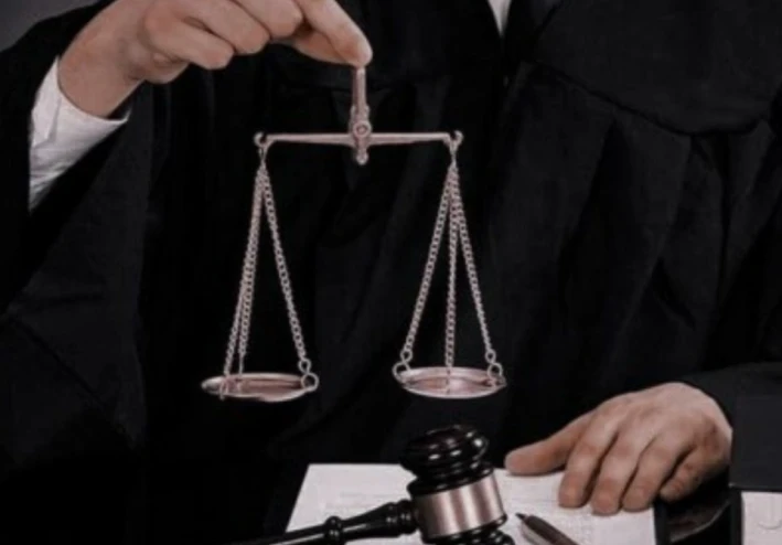 المحاماة مهمة إنسانية قبل أن تكون مهنة.