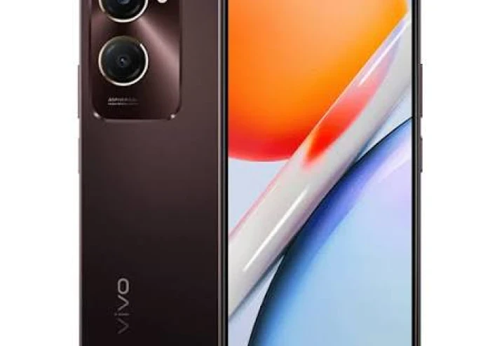 سعر ومواصفات vivo Y18 في مصر 2026: هل يستحق الشراء؟