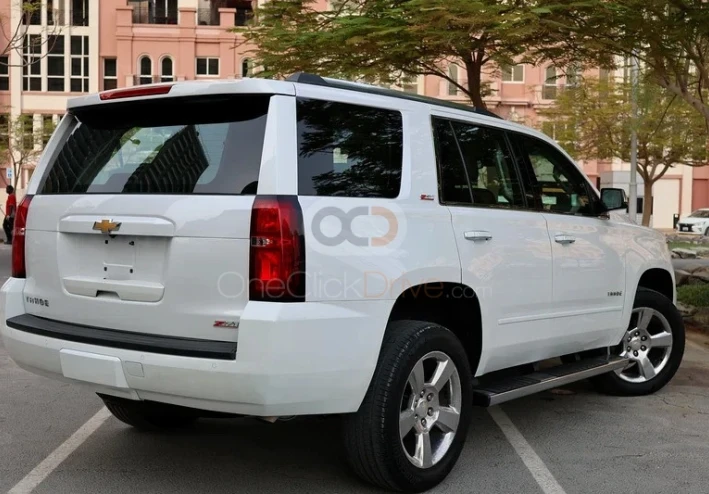 دليل السوق الحديث ونصائح الخبراء لفهم بيع سيارات في الإمارات