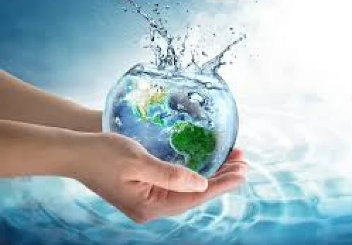 الماء والحياة ومصادر المياه هي شريان الحياة وتُعتبر من العناصر الأساسية