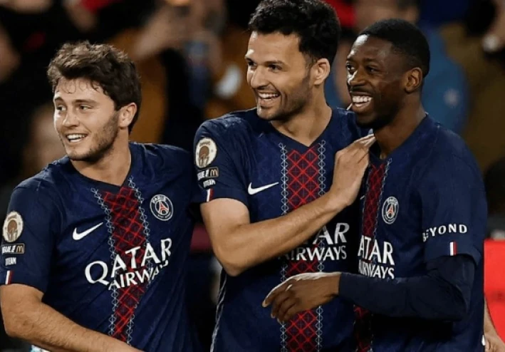 باريس سان جيرمان يهزم تولوز بثلاثية.. وعودة محمد صلاح تشعل قمة مانشستر سيتي وليفربول