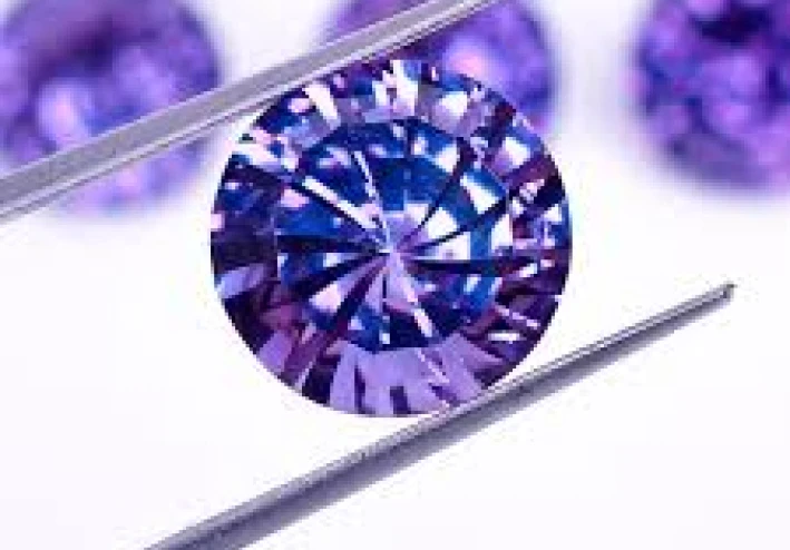 حجر  ألكسندرايت (Alexandrite)