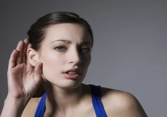 إزاي تحافظ على ودانك؟ دليلك الشامل عشان تفضل سامع الدنيا "أتش دي"