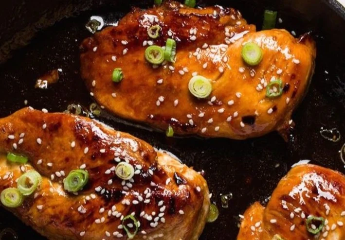 أسرار الدجاج المشوي بالعسل والثوم