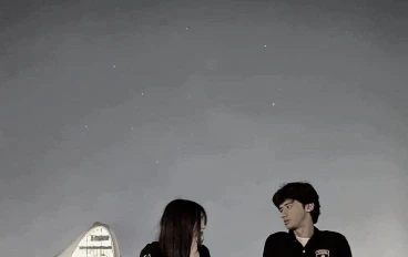 "حين اجتمعت القلوب في محطة القدر"