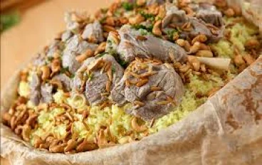 المنسف الأردني… تراثٌ يُؤكل وذاكرةٌ لا تُنسى