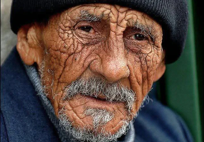 قصة الرجل العجوز