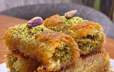 الطريقة التقليدية لعمل الكنافة بالكريمة في البيت