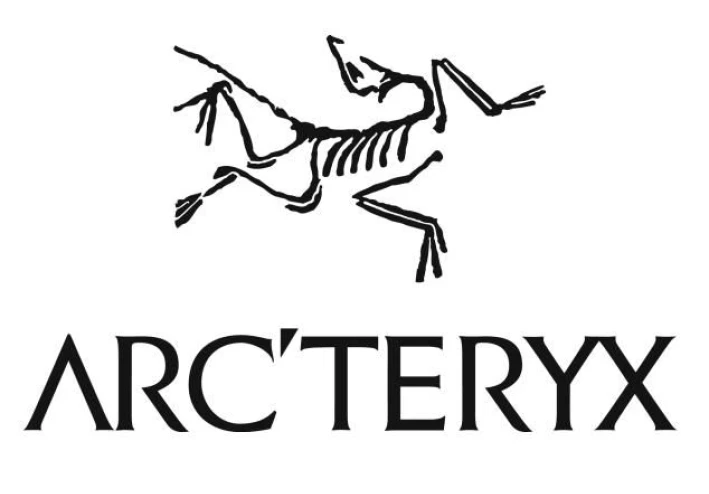 أرك-تِركس، شركة الملابس الفريدة.